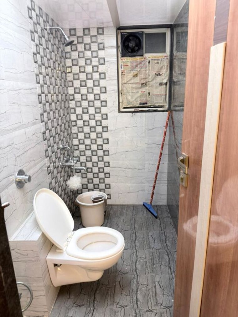Bathroom, lohgaon 2 Bedroom 1000 Sq.Ft. Apartment In Lohgaon Pune 10345814