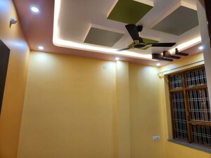 Living Room in 2 BHK Independent House at Gomti Nagar – for Rent