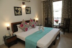 4 BHK + Servant Room,Study Room Builder Floor For Rent in Greater Kailash I