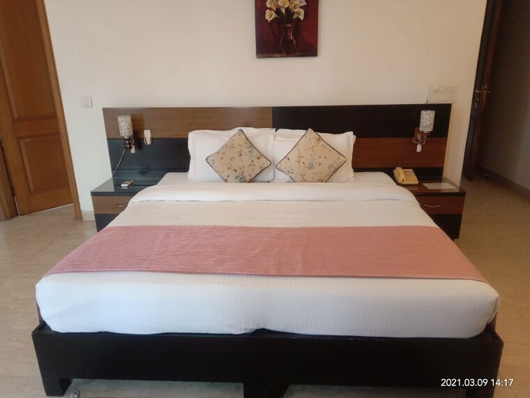 Bedroom, greater kailash i 4 Bedroom 4250 Sq.Ft. Builder Floor In Greater Kailash I Delhi 10345901