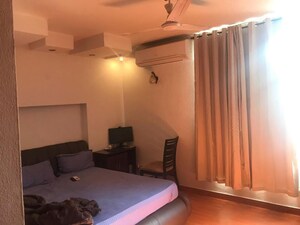 4 BHK Apartment For Rent in Defence Colony