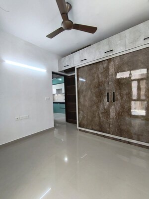 Room in 2 BHK Apartment at Pareena Om Apartments, Sector 112 – for Rent