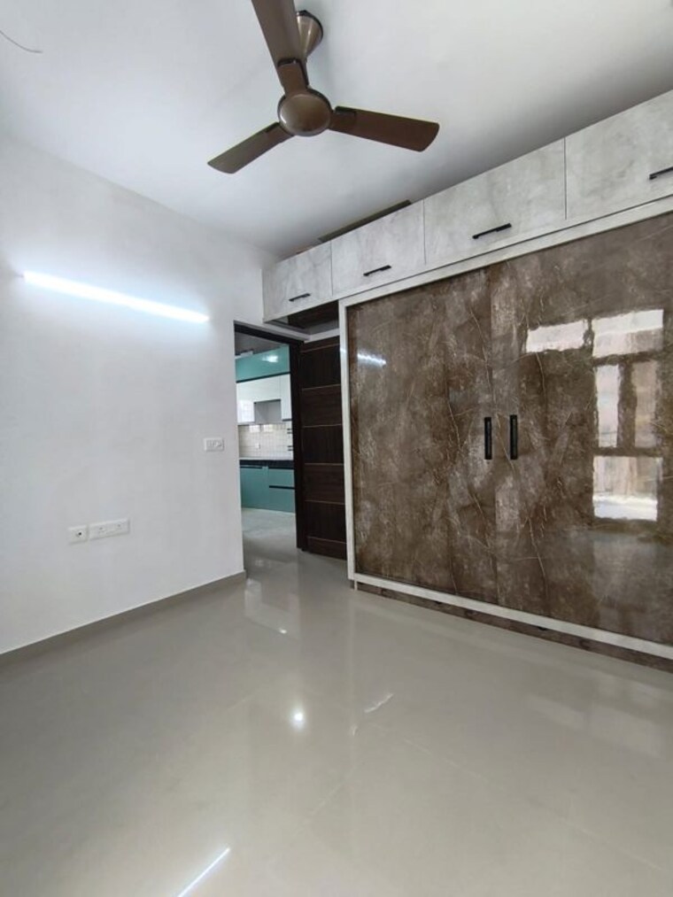 Room, pareena-om-apartments 2 Bedroom 702 Sq.Ft. Apartment In Sector 112 Gurgaon 10345948