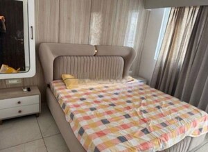 Bedroom in 3 BHK Apartment at Unitech Legacy, Butler Colony – for Rent