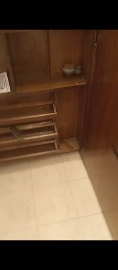 1 BHK + Pooja Room Apartment For Rent in Mahim West