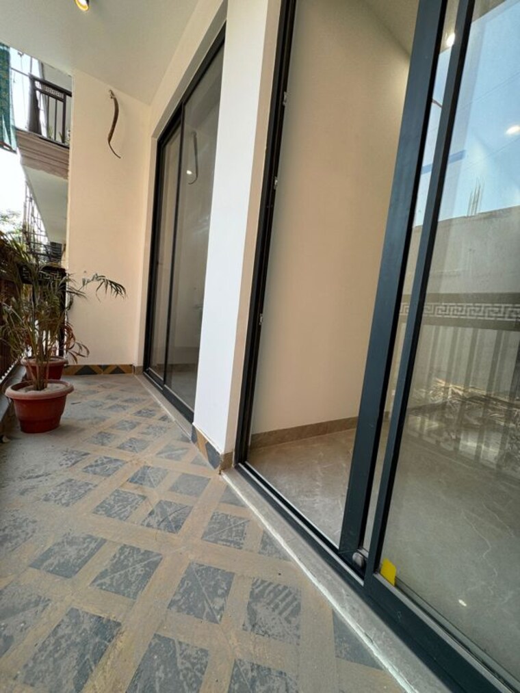 undefined, chattarpur 3 Bedroom 1450 Sq.Ft. Apartment In Chattarpur Delhi 10346018