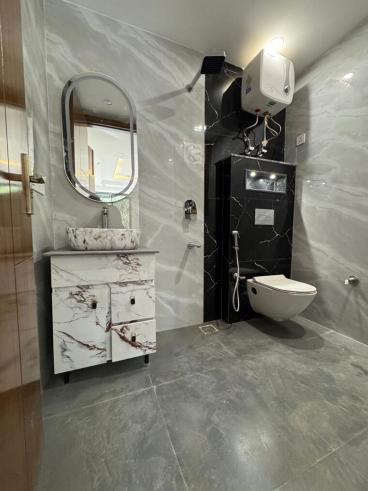  Parking, chattarpur 3 Bedroom 1450 Sq.Ft. Apartment In Chattarpur Delhi 10346018