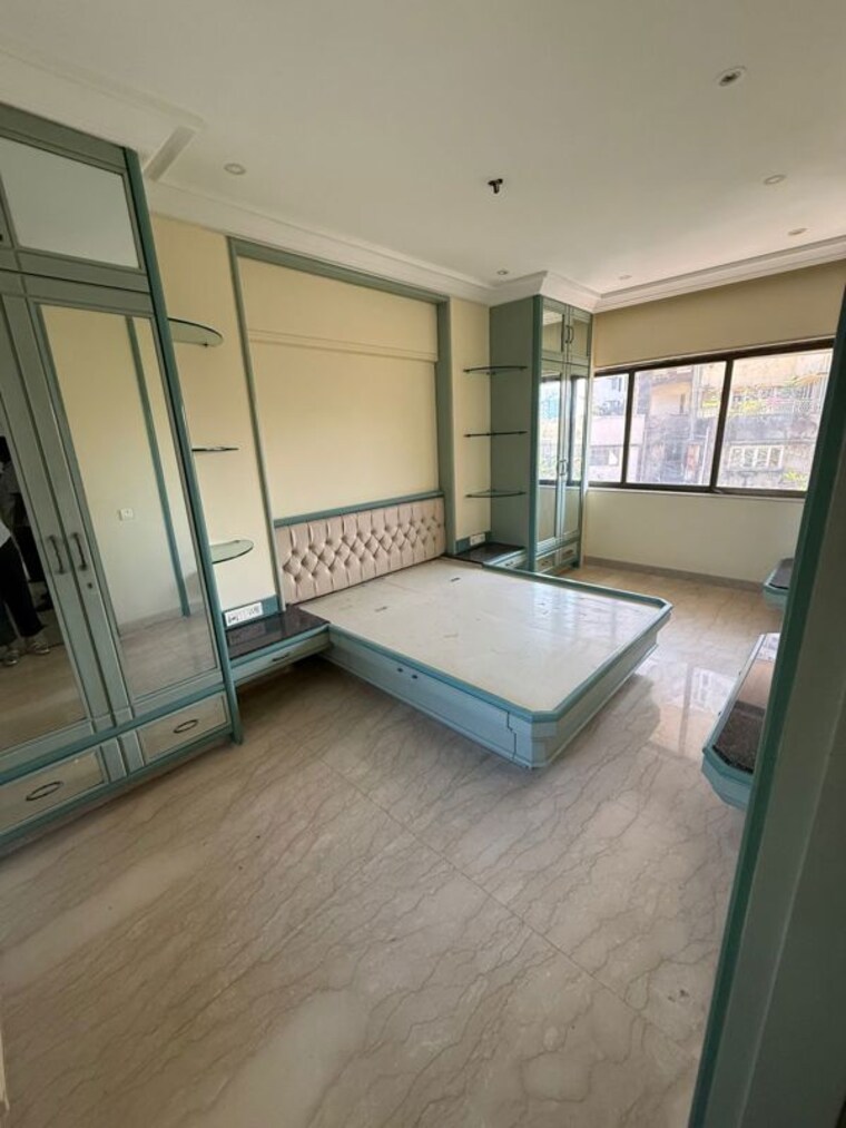 Room, sea-lord 3 Bedroom 1400 Sq.Ft. Apartment In Cuffe Parade Mumbai 10346021
