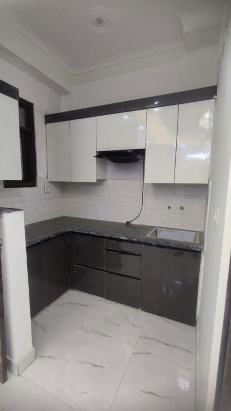 Kitchen, sector 73 2 Bedroom 980 Sq.Ft. Builder Floor In Sector 73 Noida 10187255