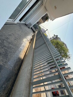 3 BHK + Servant Room,Extra Room Apartment For Rent in Chattarpur
