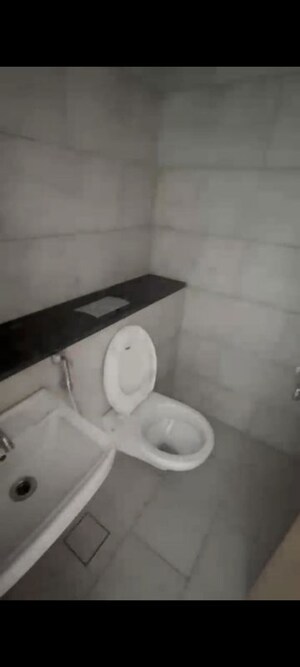 Bathroom in 4 BHK Apartment at Rustomjee Crown, Prabhadevi – for Rent