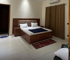 4 BHK Builder Floor For Rent in Sahastradhara