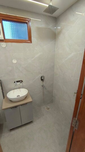 Bathroom in 1 BHK Builder Floor at Malviya Nagar – for Rent
