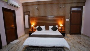 Bedroom in 4 BHK Apartment at Sector 16b Greater Noida – for Sale