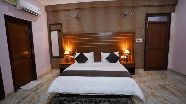 Bedroom, sector 16b greater noida 4 Bedroom 2110 Sq.Ft. Apartment In Sector 16b Greater Noida Greater Noida 10345998