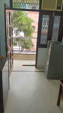 1 BHK Builder Floor For Rent in Lajpat Nagar I