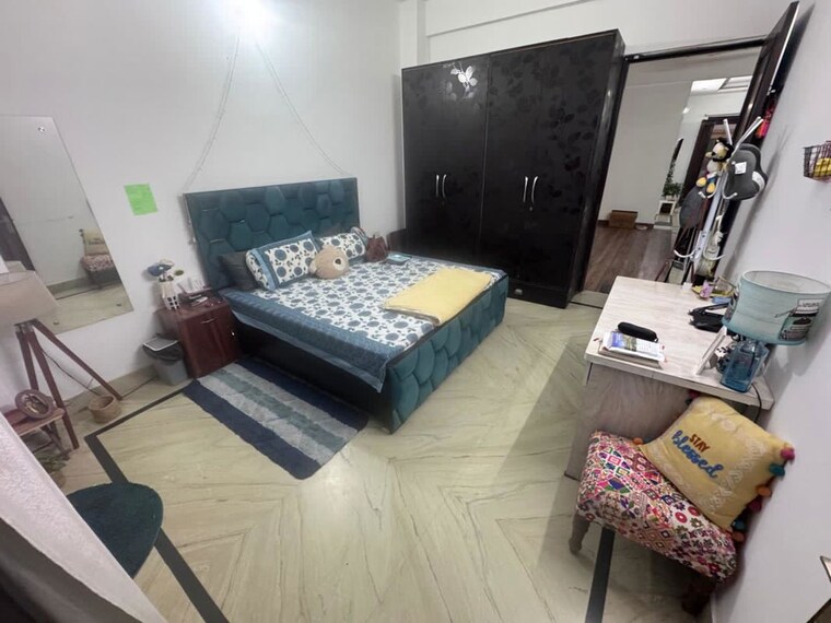 Bedroom, sector 56 3 Bedroom 1600 Sq.Ft. Builder Floor In Sector 56 Gurgaon 10346089
