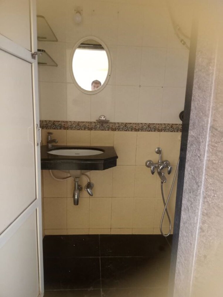 Bathroom, rustomjee-riviera 2 Bedroom 780 Sq.Ft. Apartment In Malad West Mumbai 10346100