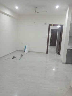 Room in 2 BHK Apartment at Omega Windsor Greens, Faizabad Road – for Rent