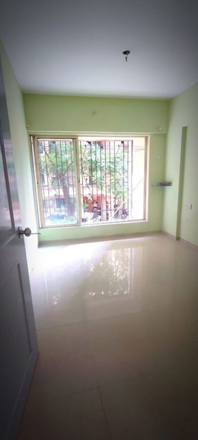 Room, sai-krupa-chs-kandivali-west 1 Bedroom 400 Sq.Ft. Apartment In Kandivali West Mumbai 10346149