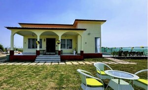 6+ BHK Villa – Exterior View View at Sector 88 - for Sale