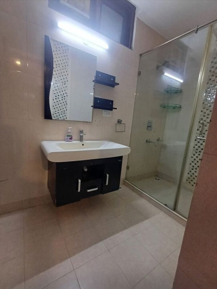 Attached Bathroom, greater kailash i 4 Bedroom 4500 Sq.Ft. Builder Floor In Greater Kailash I Delhi 10346167