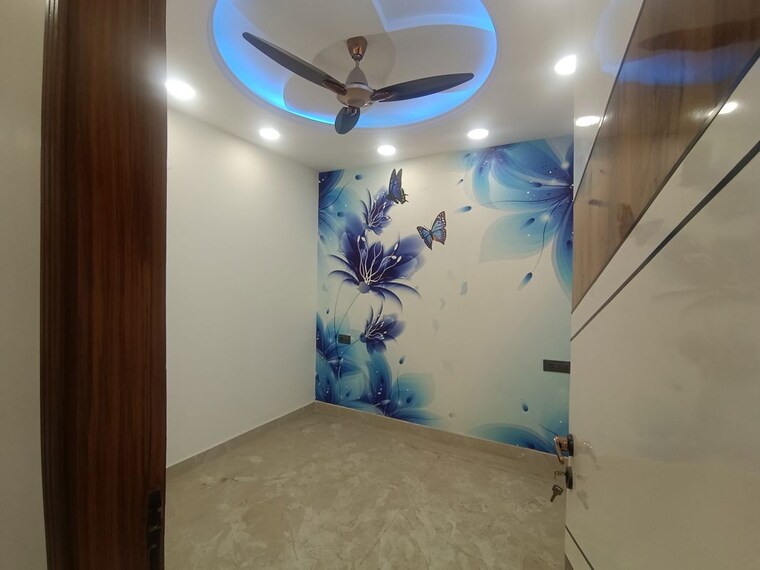 Bathroom, rampuri 3 Bedroom 100 Sq.Yd. Builder Floor In Rampuri Delhi 10346171