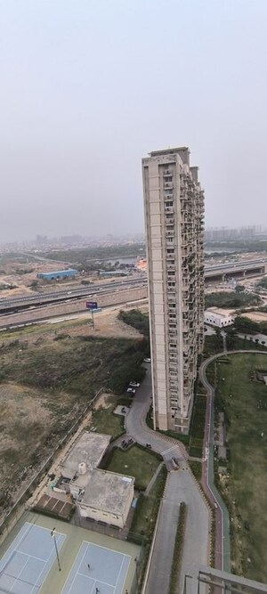 3.5 BHK Apartment For Rent in Conscient Heritage Max, Sector 102