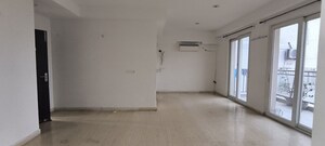 Room in 3.5 BHK Apartment at Conscient Heritage Max, Sector 102 – for Rent