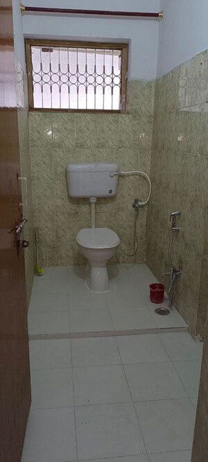 Bathroom in 1 BHK Builder Floor at Indira Nagar – for Rent