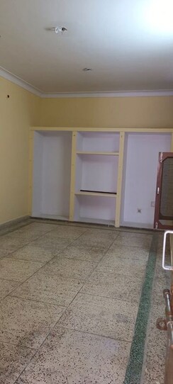 1 BHK Builder Floor For Rent in Indira Nagar