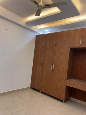 Furnished Amenities in 4 BHK Builder Floor at Crystal Apartments Noida, Sector 73 – for Sale