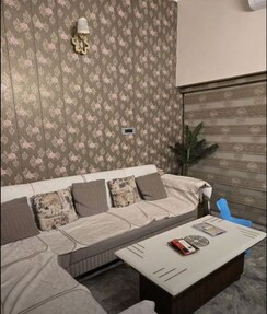 3 BHK + Pooja Room Builder Floor For Rent in Sector 22