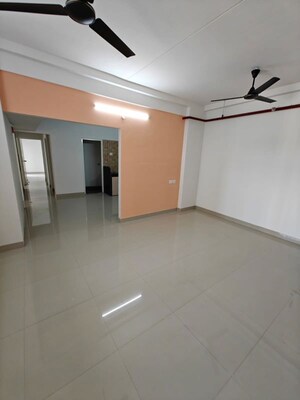 Room in 3 BHK Apartment at Essen Shonest Towers, Wakad – for Rent