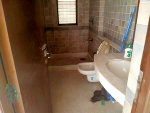 Bathroom in 2 BHK Apartment at Symphony Towers Kandivali West, Kandivali West – for Rent