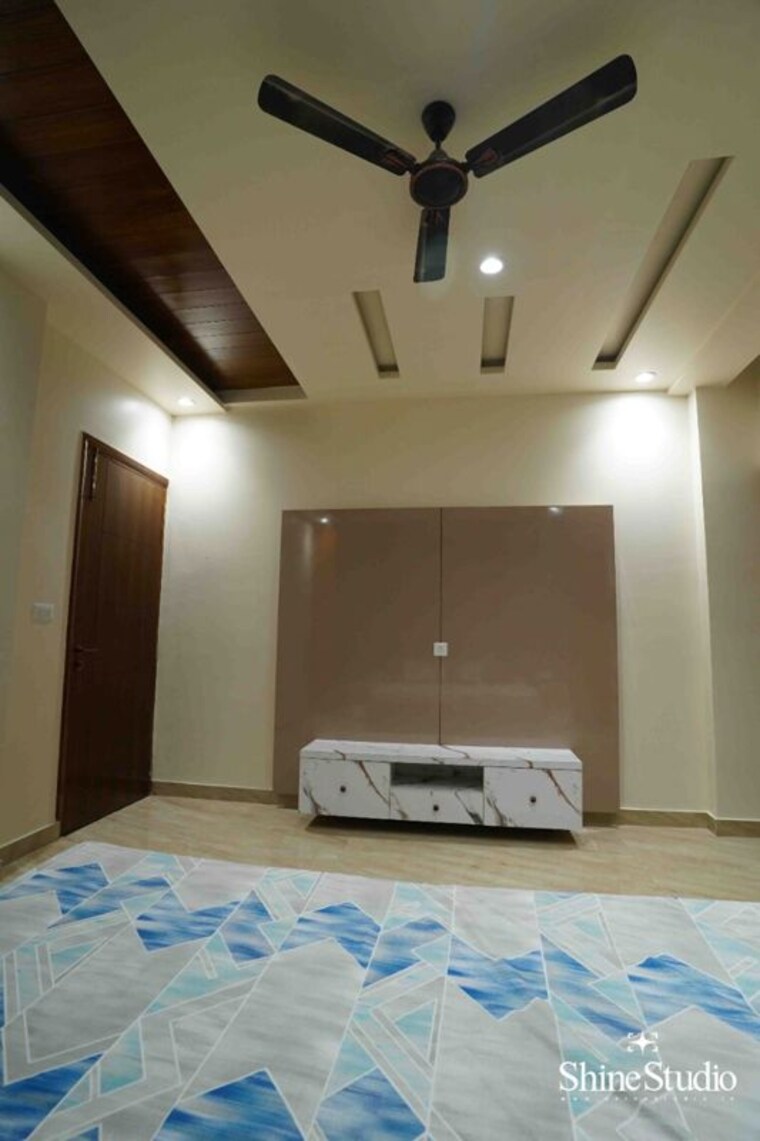 Room, amolik-aster-woods 3 Bedroom 1500 Sq.Ft. Builder Floor In Sector 98 Faridabad 10346309