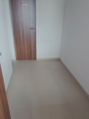 Room in 2 BHK Apartment at Ashok Gardens, Sewri – for Sale