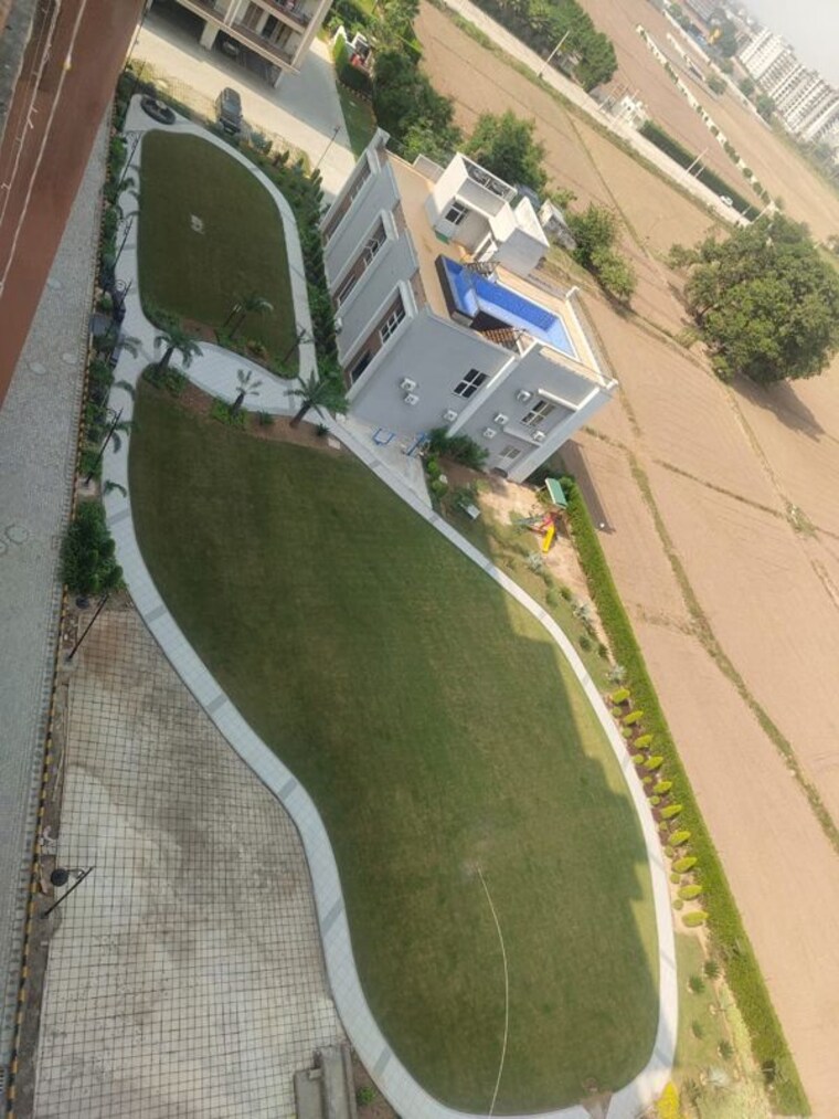 Balcony, mrs-hi-greens 4 Bedroom 3320 Sq.Ft. Penthouse In Kishanpura Zirakpur 10346346