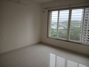 Room in 2 BHK Apartment at Nanded City Madhuvanti, Sinhagad Road – for Sale