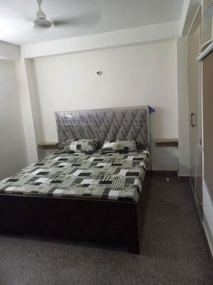 Bedroom in 1 BHK Builder Floor at Sector 52 – for Rent