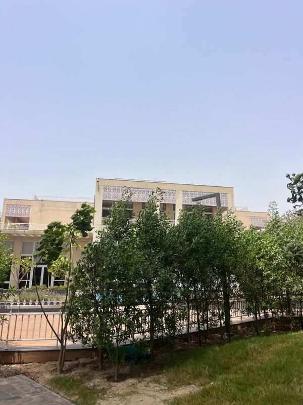 3 BHK + Servant Room Apartment For Sale in Silverglades The Melia