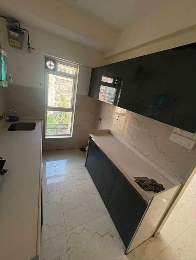 Team Area, andheri west 2 Bedroom 725 Sq.Ft. Apartment In Andheri West Mumbai 10346434