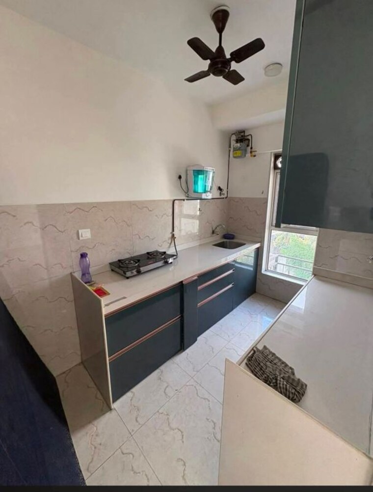 Team Area, andheri west 2 Bedroom 725 Sq.Ft. Apartment In Andheri West Mumbai 10346434