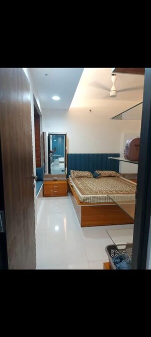 Bedroom in 2 BHK Apartment at Alliance One, Ghansoli – for Rent