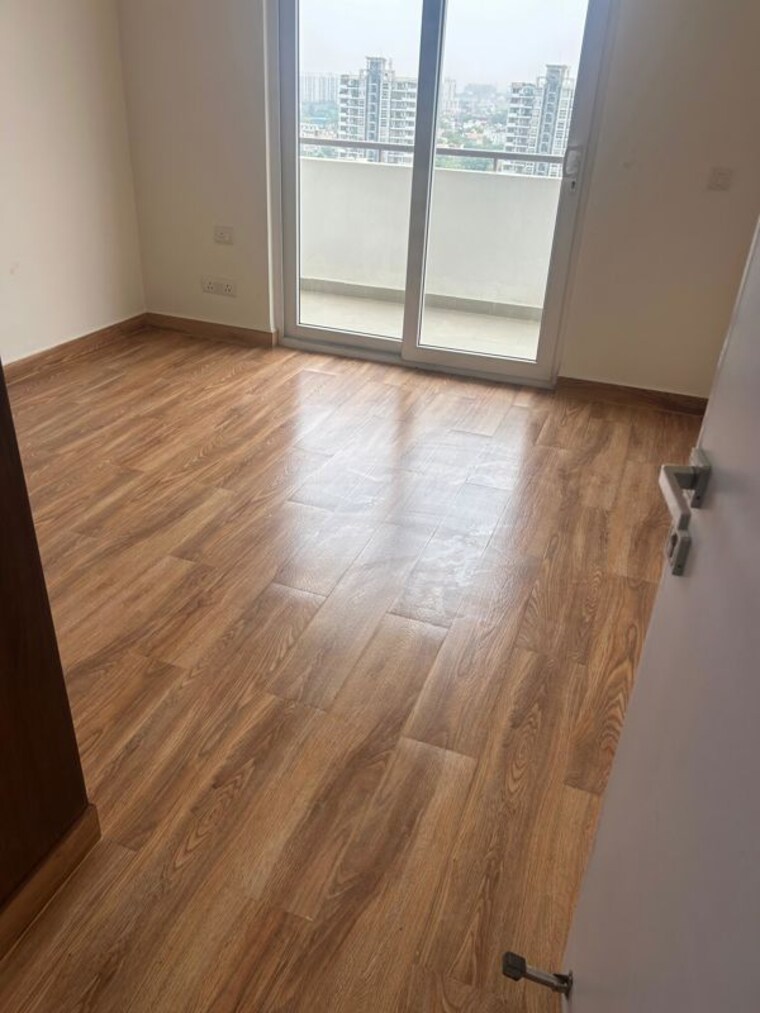 Room, tulip-violet 4 Bedroom 2010 Sq.Ft. Apartment In Sector 69 Gurgaon 10346451