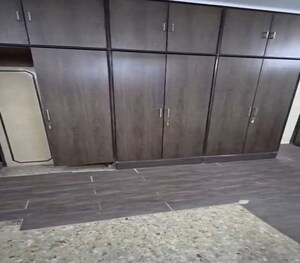 Bedroom in 2 BHK Apartment at Dadar East – for Rent