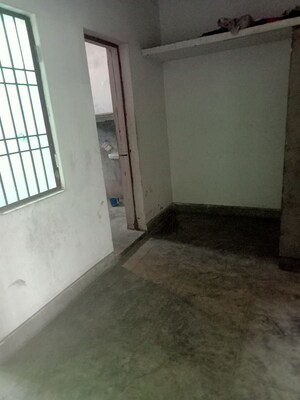 Room in 1 BHK Villa at Aliganj – for Rent