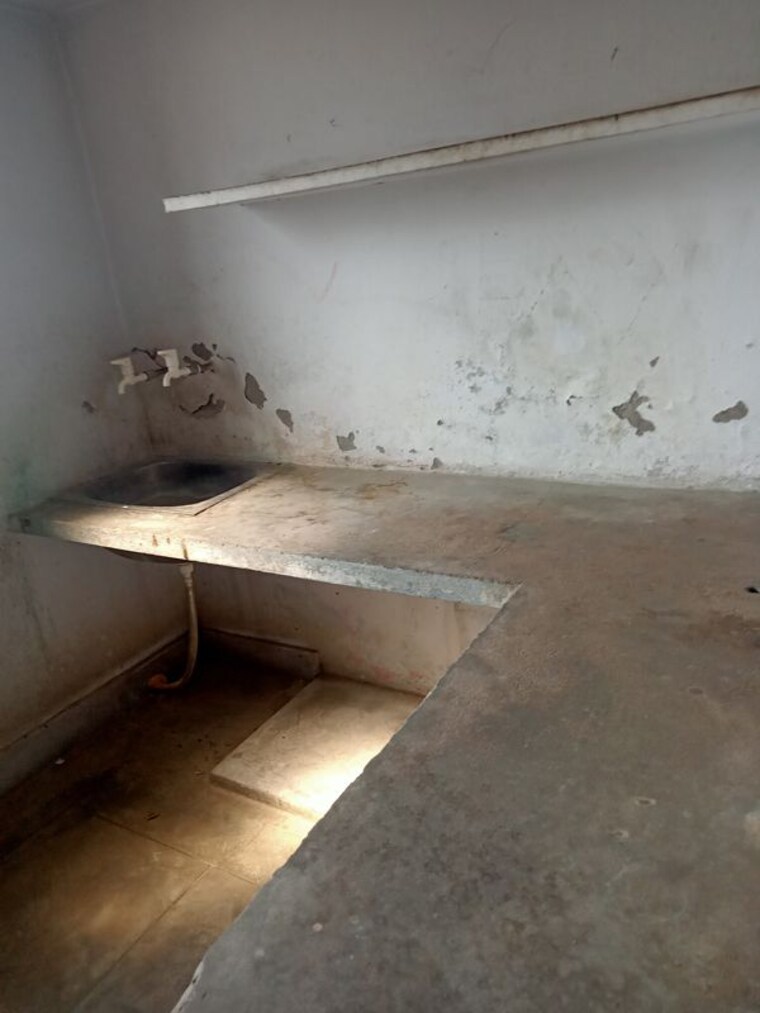 Bathroom, aliganj 1 Bedroom 2500 Sq.Ft. Villa In Aliganj Lucknow 10346507