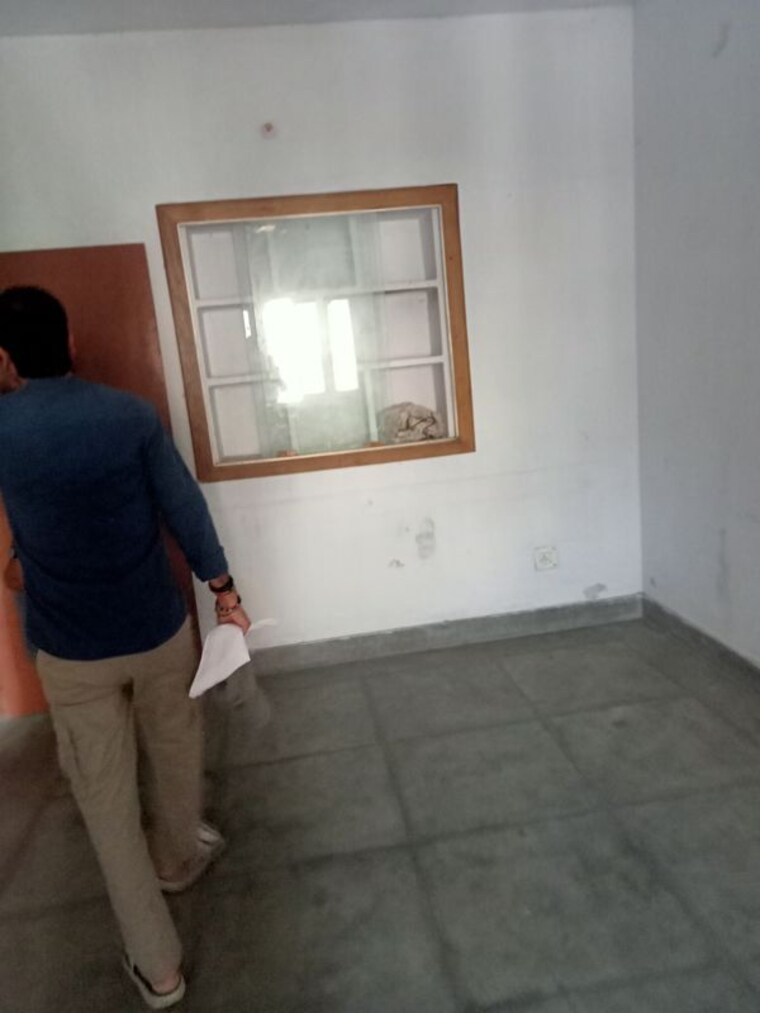 Room, aliganj 1 Bedroom 2500 Sq.Ft. Villa In Aliganj Lucknow 10346507