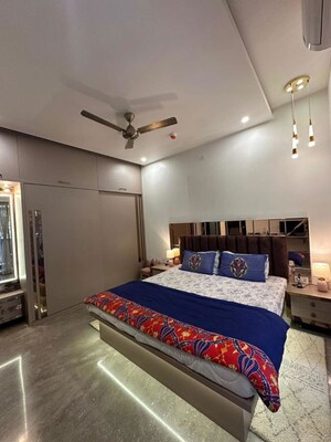 Bedroom in 2.5 BHK Apartment at Amanora Gateway Towers, Hadapsar – for Rent